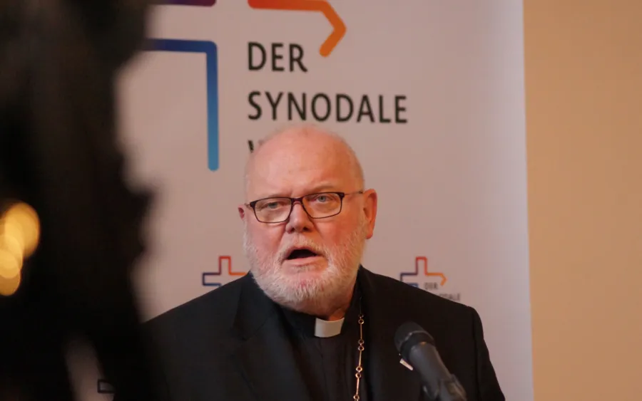 Kardinal Reinhard Marx bei vor der ersten Synodalversammlung zum "Synodalen Weg" in Frankfurt.