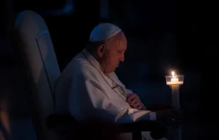 Papst Franziskus bei der Osternacht am 16. April 2022. / CNA Deutsch / Daniel Ibanez