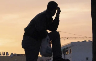 Migrant / John Perivolaris via Flickr (CC BY-NC-ND 2.0)