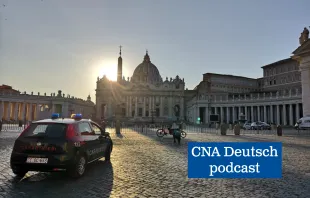 Der gesperrte Petersplatz in der Coronavirus-Pandemie im März 2020 / Massimiliano Valenti / CNA Deutsch