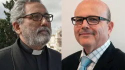 Jesuitenpater Antonio Guerrero und Maximino Caballero, Präfekt und Generalsekretär des Wirtschaftssekretariates im Vatikan.   / Vatican Media 
