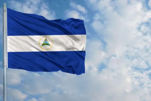 Flagge Nicaraguas / Millenius/Shutterstock.