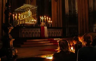 Nightfever im Kölner Dom / Nightfever Köln / www.nightfever.org