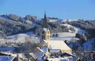 Sankt Peter und Paul in Oberstaufen (Bayern) / Pixabay / runeuk