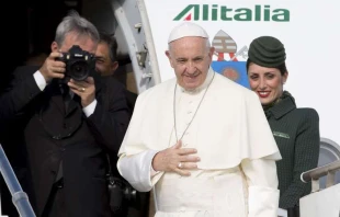 Papst Franziskus vor seinem Abflug nach Genau im Juni 2018 / Daniel Ibáñez