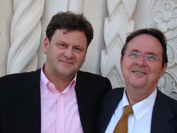 Peter Seewald (links) und Paul Badde im Jahr 2010