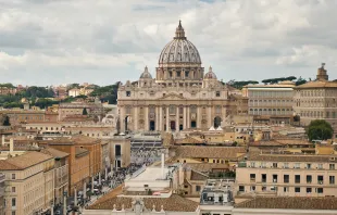 Blick auf den Petersdom im Vatikan / Michał Kostrzyński / Unsplash