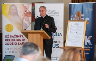 Erzbischof Georg Gänswein / Juozas Kamenskas