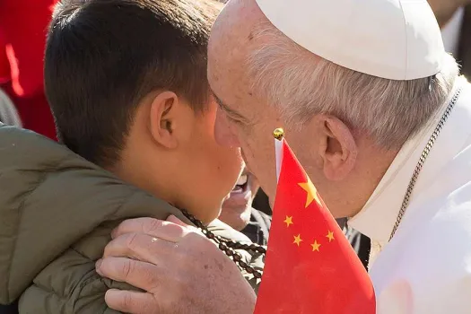 Papst Franziskus mit Pilgern aus China am 15. März 2017. / CNA/L'Osservatore Romano