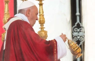 Papst Franziskus am Pfingstfest, 9. Juni 2019, auf dem Petersplatz  / Lucia Ballester / CNA Deutsch