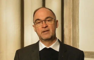 Weihbischof Rolf Lohmann / screenshot / YouTube / Propsteigemeinde St. Viktor