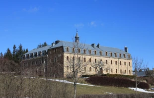 Notre-Dame des Neiges / Wikimedia Commons / Poucheline (CC BY-SA 4.0)