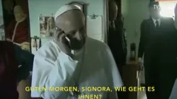 "Guten Morgen, Signora, wie geht es Ihnen?" / CNA/TV 2000 (Screenshot)