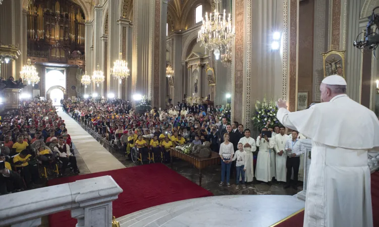 Freie Ansprache: Papst Franziskus in der Kathedrale von Morelia am 16. Februar 2016
