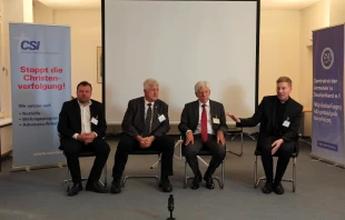 Schweizer Friedensinitiative für Bergkarabach: Forderung nach Rückkehrrecht für 120.000 vertriebene Armenier / Christian Solidarity International (CSI)