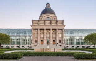 Bayerische Staatskanzlei / Julian Herzog / Wikimedia Commons (CC BY 4.0)