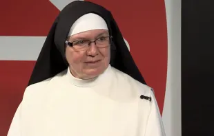 Schwester Theresia Mende OP / screenshot / YouTube / KIRCHE IN NOT Deutschland