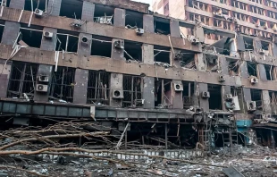 Durch den Krieg zerstörtes Gebäude in Mariupol / Mvs.gov.ua / Wikimedia Commons (CC BY 4.0)