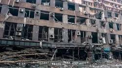Durch den Krieg zerstörtes Gebäude in Mariupol / Mvs.gov.ua / Wikimedia Commons (CC BY 4.0)