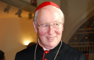 Kardinal Friedrich Wetter / Papiermond / Wikimedia Commons (CC BY-SA 3.0)