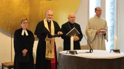 Gottesdienst zur Woche für das Leben, von links: Klinikseelsorgerin Anna-Katharina Stangler, Bischof Gregor Maria Hanke, Regionalbischof Hans-Martin Weiss, Klinikseelsorger Stefan Funk. / pde / Anne Gülich