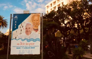 Plakat in Bari / CNA Deutsch / Susanne Dedden