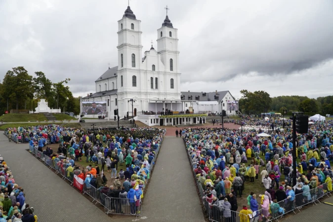 Pilger bei der Messe mit Papst Franziskus am 24. September 2018