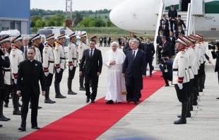Empfang für Papst Franziskus in Skopje am 7. Mai 2019 / Vatican Media Pool / CNA Deutsch