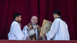 Papst Franziskus spendet den traditionellen Segen am 25. Dezember 2019 / Daniel Ibanez / CNA Deutsch