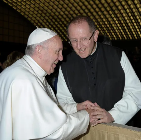 Pater Karl Wallner OCist mit Papst Franziskus